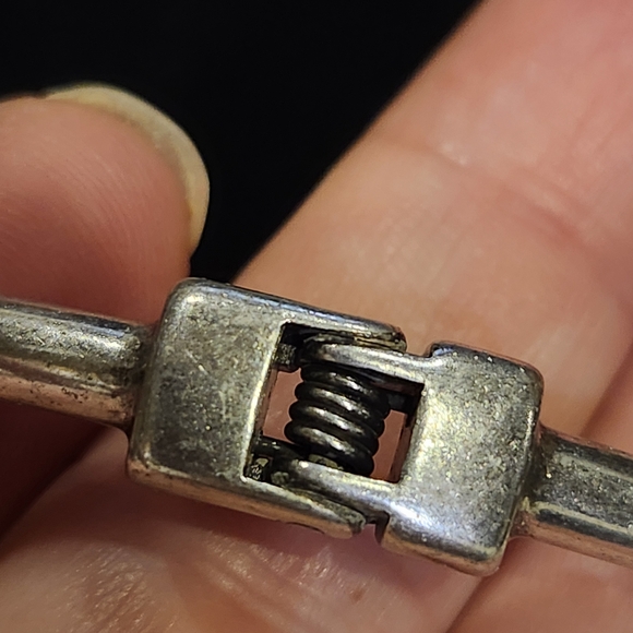 Chic Silver and Gold Women's Bracelet - Picture 3 of 3